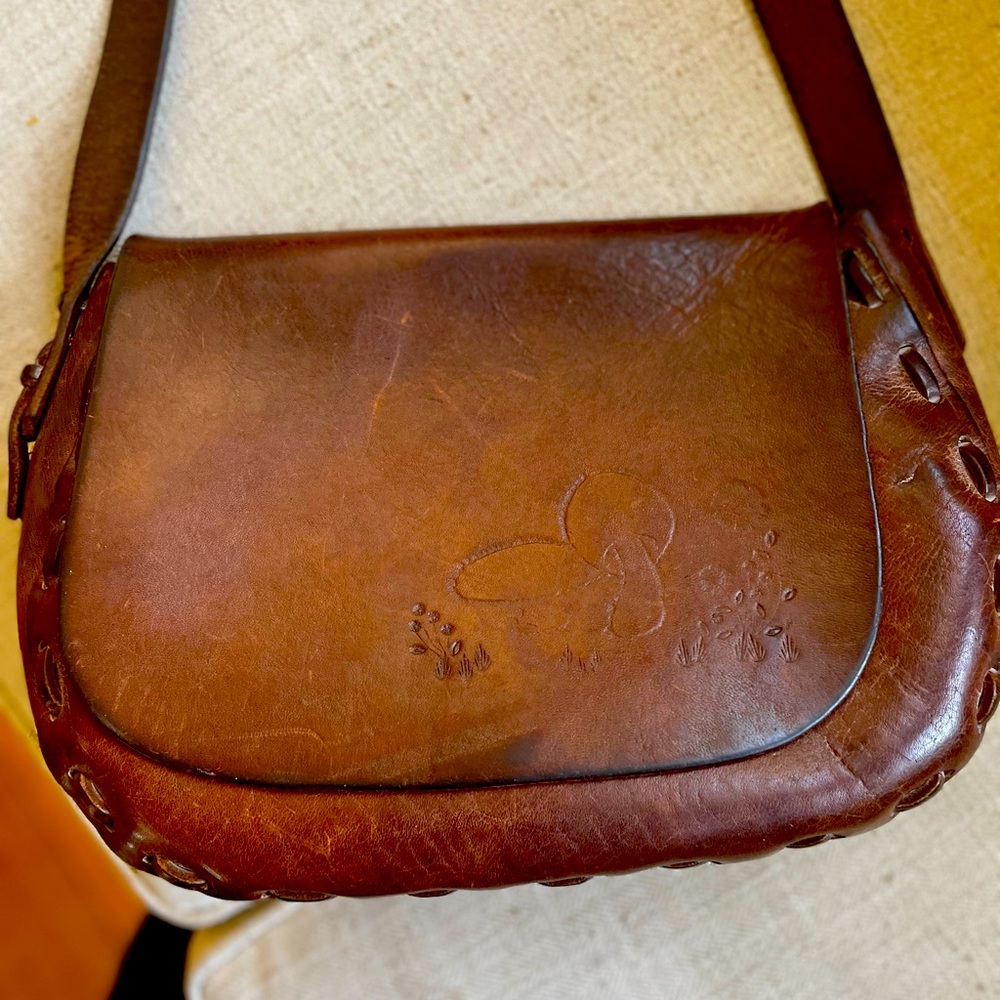 Vintage 1960’s Hand Tooled Hippy Purse